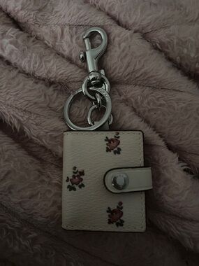 Coach photo frame keychain